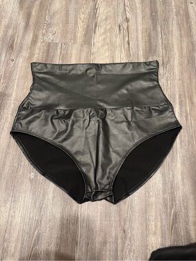 High-Waist Black Faux Leather Shaping Shorts